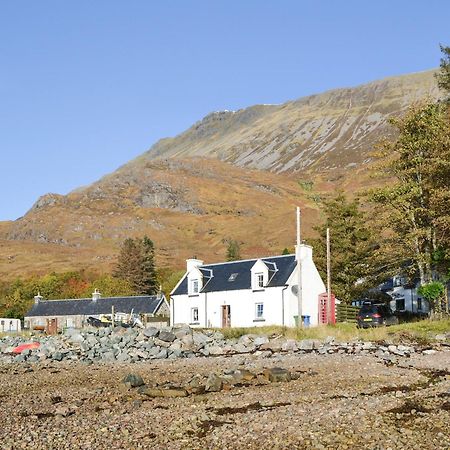 Shore Cottage Arnisdale エクステリア 写真